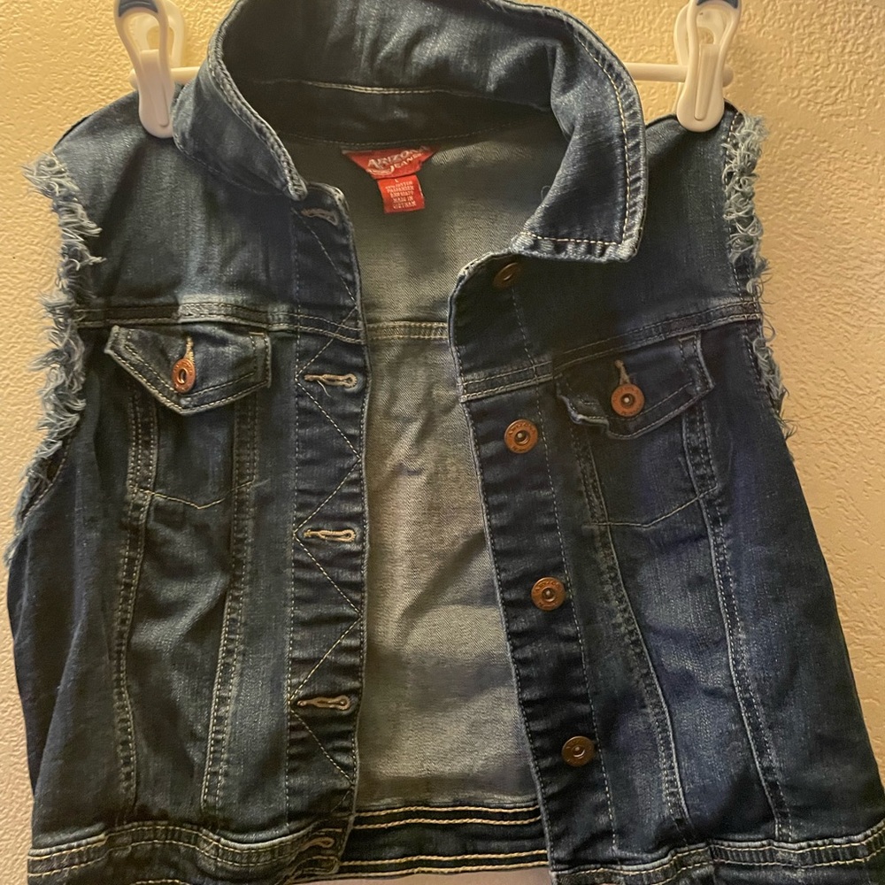 Huge lot of clothes all size small womens like new barely worn